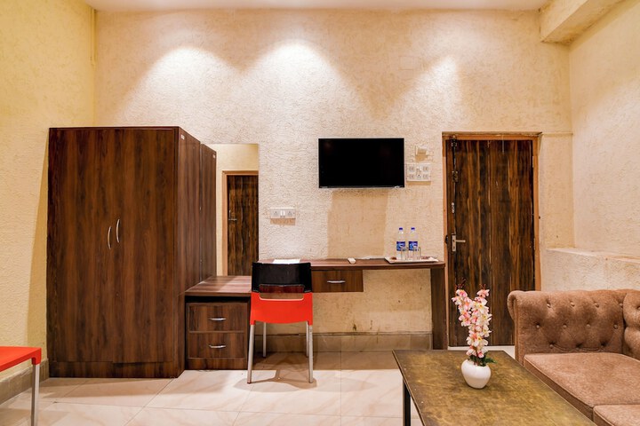 Room 26 of 30