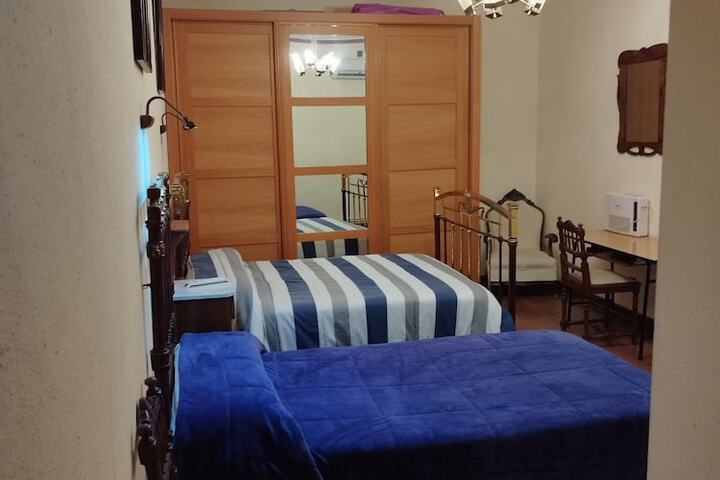 Room 13 of 44