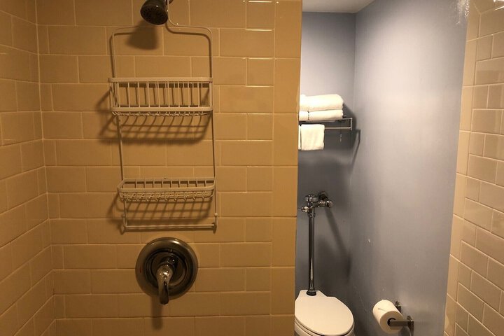 Room 37 of 50