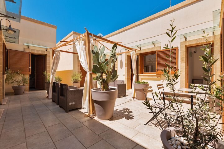 Terrace/Patio 6 of 23
