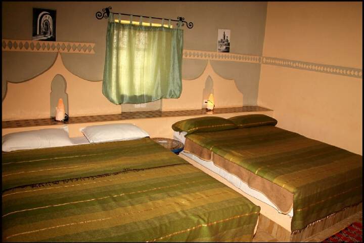 Room 15 of 53