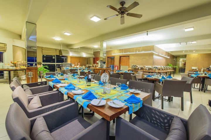 Dining 118 of 210