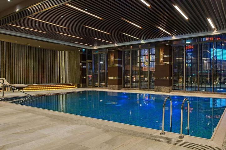 Pool 54 of 127