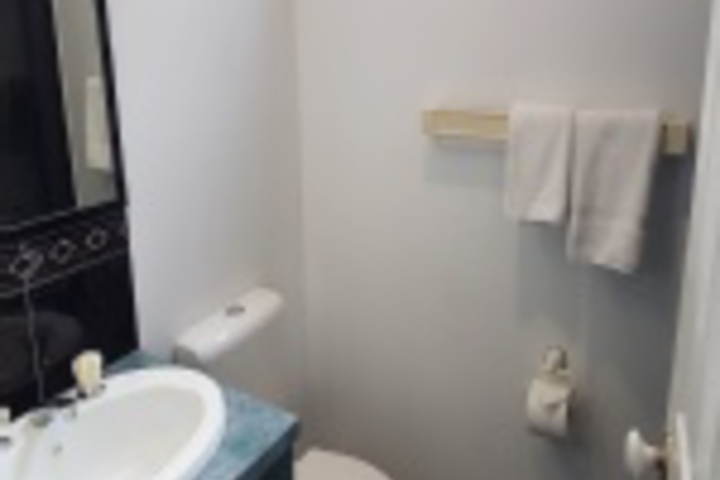 Room 181 of 876