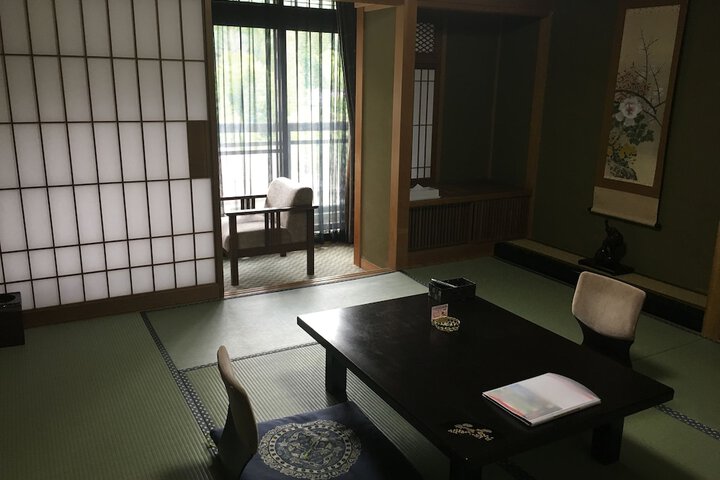 Room 15 of 64