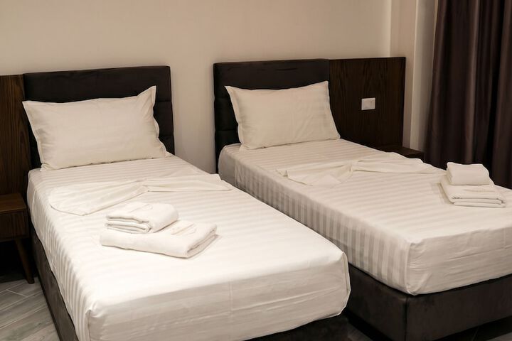 Room 3 of 57