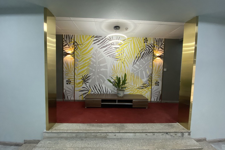 Hotel Interior 11 of 36