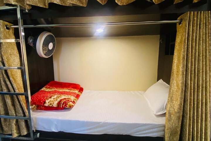 Room 3 of 13