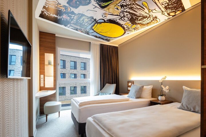 Room 26 of 59