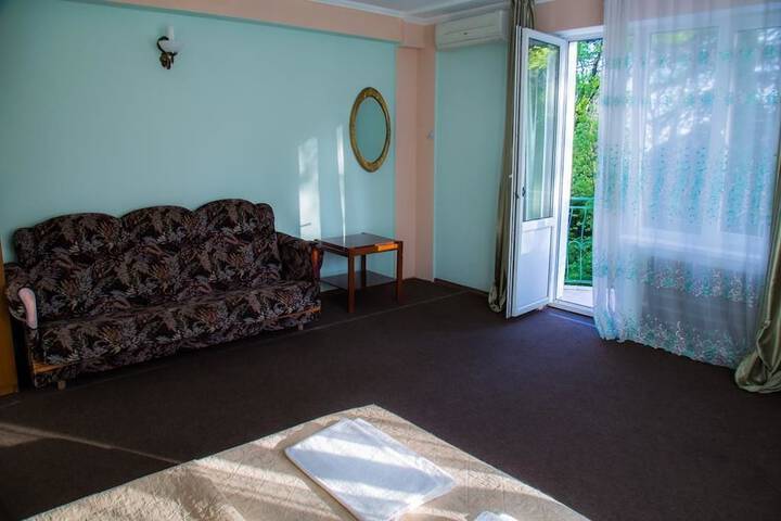 Room 16 of 16