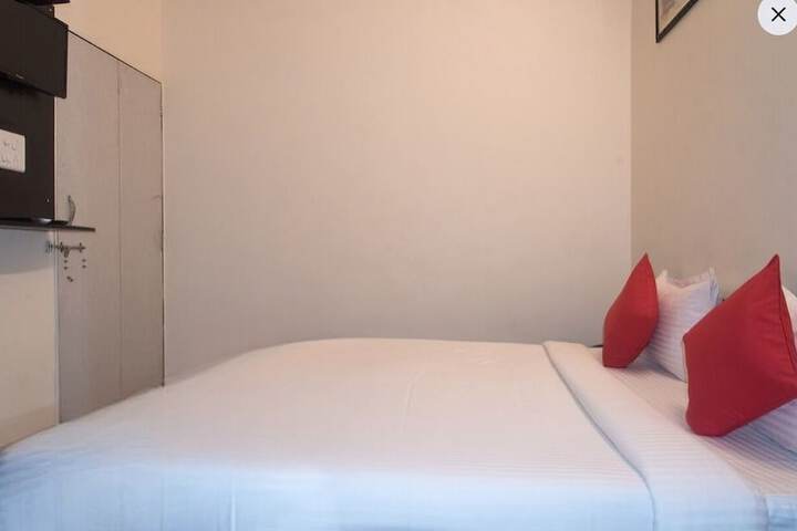 Room 3 of 4