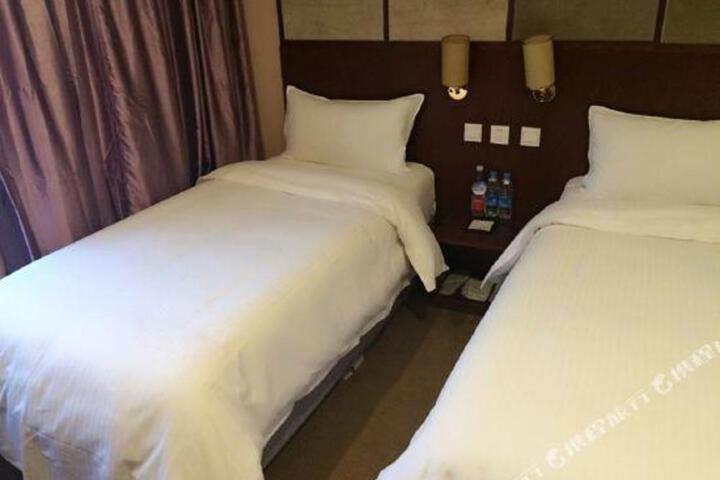Baijia Business Hotel
