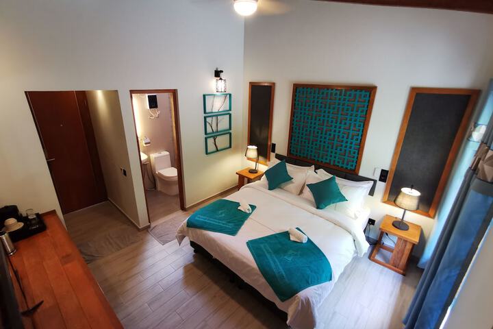 Room 19 of 46