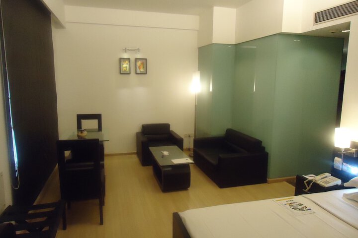 Room 48 of 113