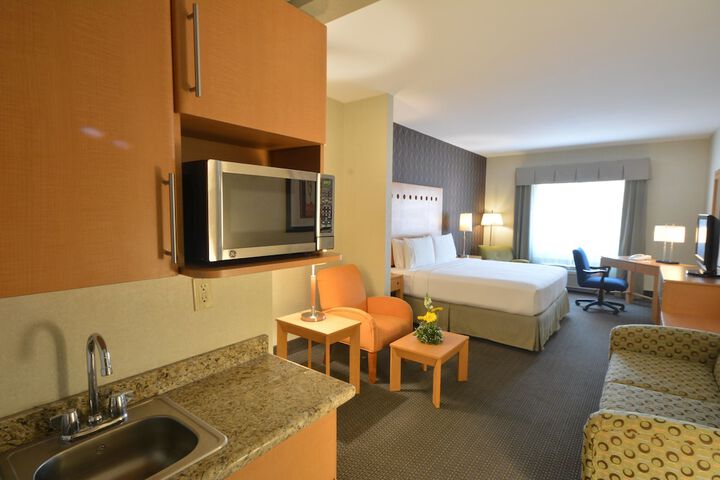 Room 21 of 50