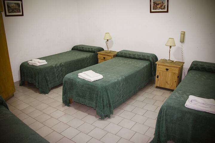 Room 5 of 40