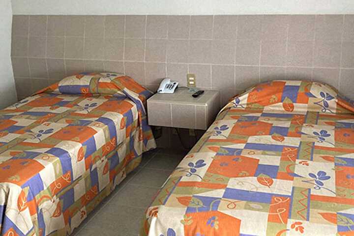 Room 11 of 41