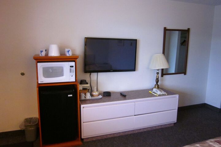 Room 14 of 17