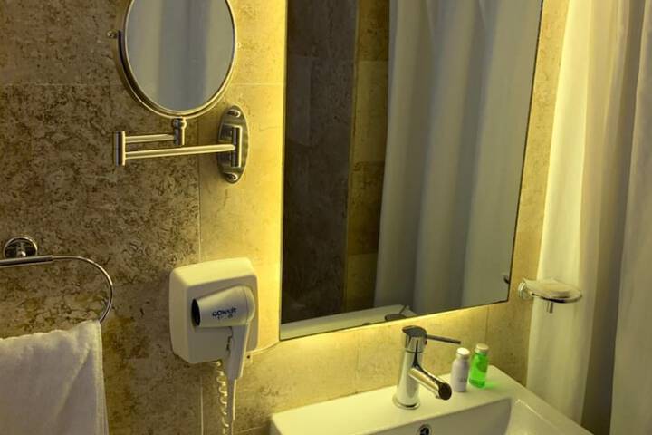 Clean Restrooms