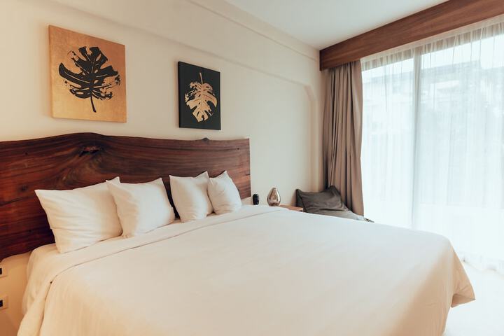 Room 5 of 35