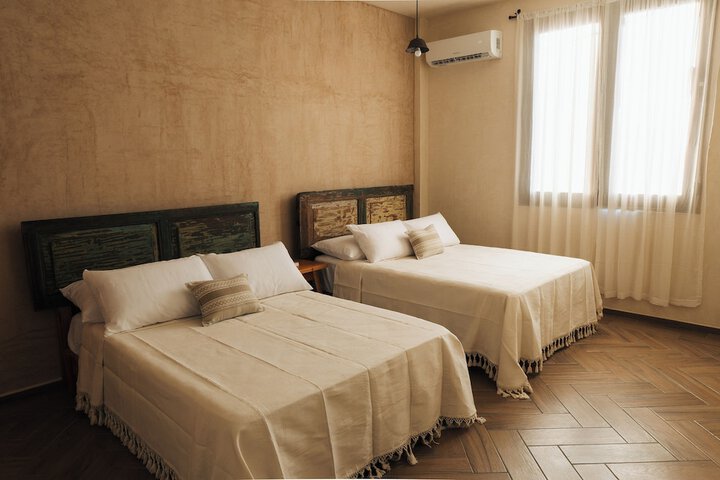 Room 31 of 83