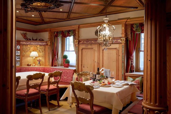Dining 139 of 204