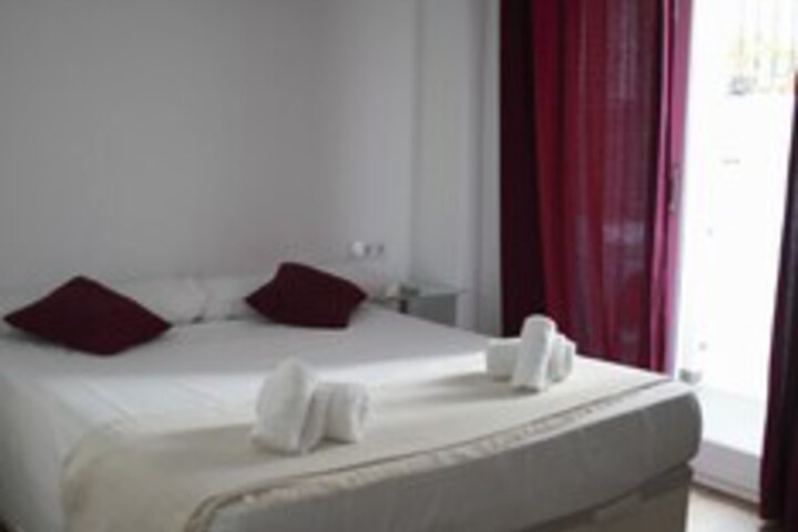 Room 45 of 49