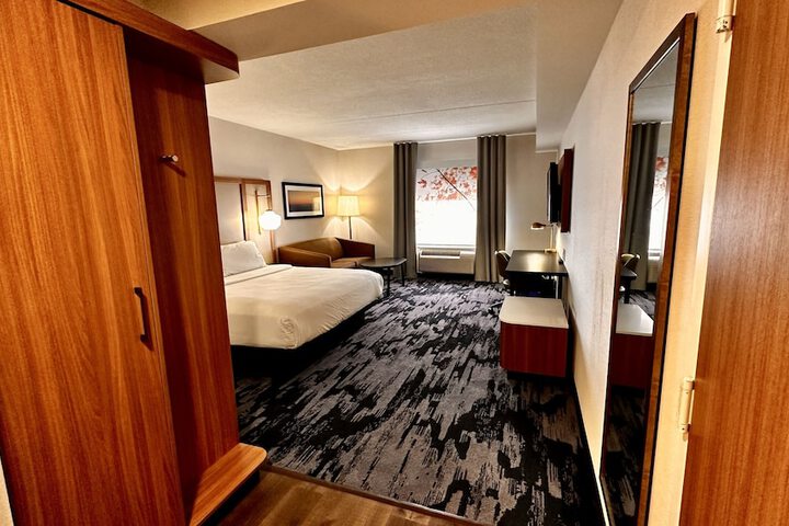Room 31 of 74