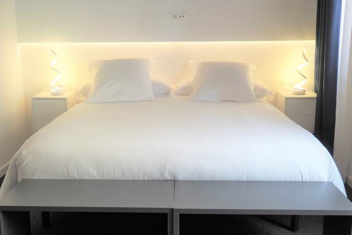 Room 16 of 50
