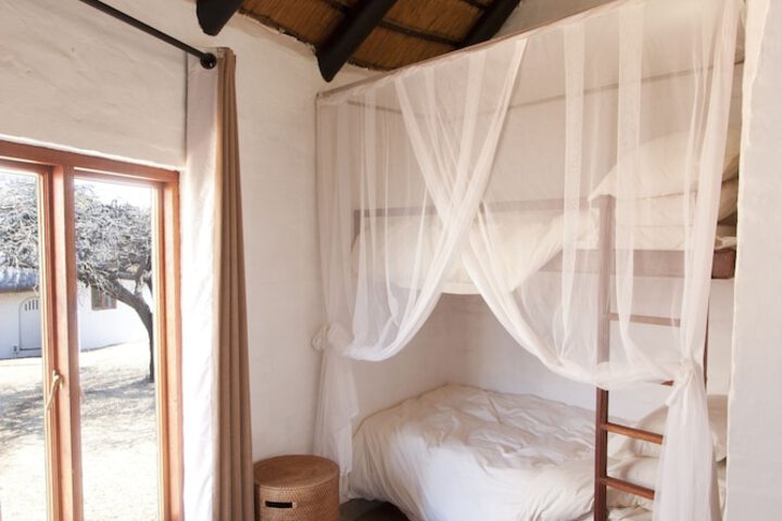 Room 3 of 62