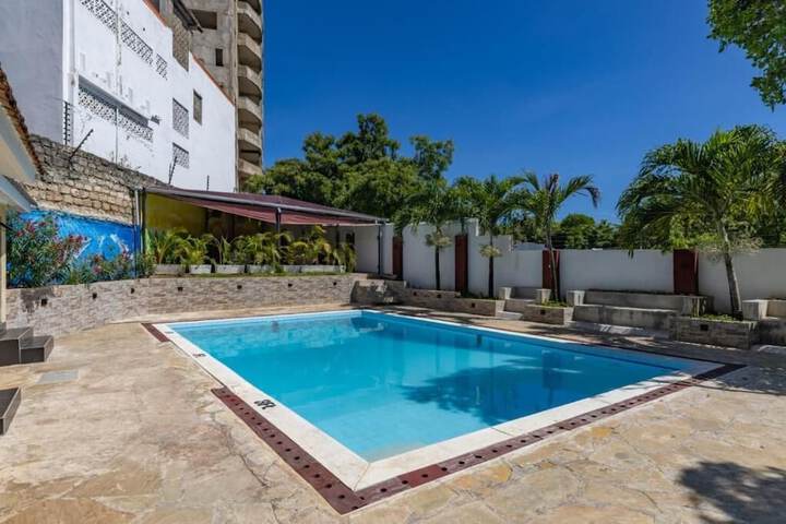 Pool 7 of 11