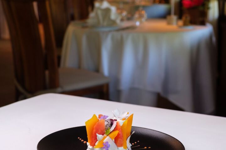 Dining 68 of 117