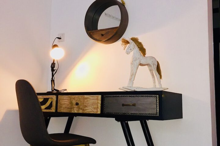 Room 4 of 53