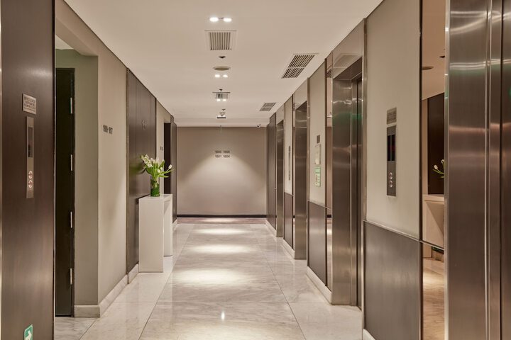 Ballroom/Hall 49 of 54