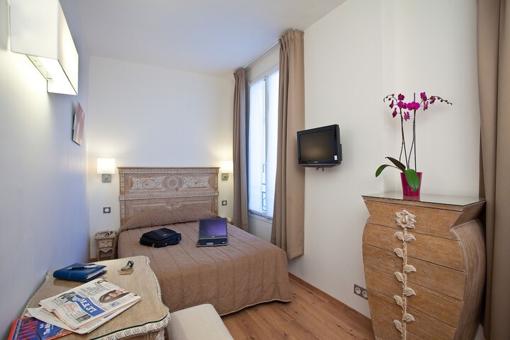 Room 15 of 41