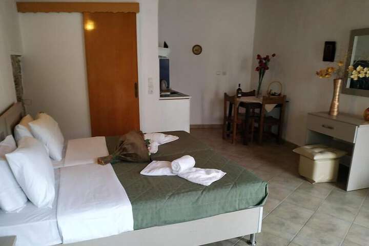 Room 13 of 51