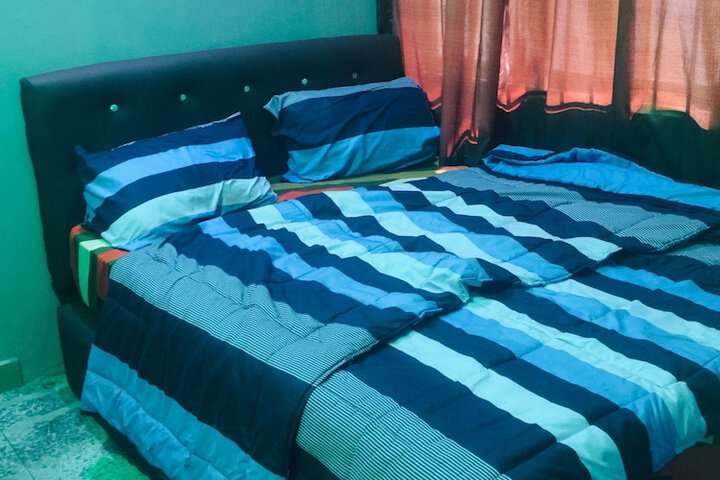 Room 9 of 15