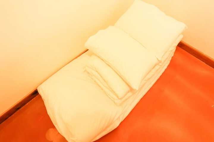 Room 8 of 51