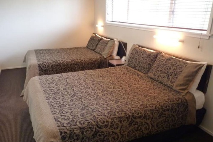 Room 21 of 35
