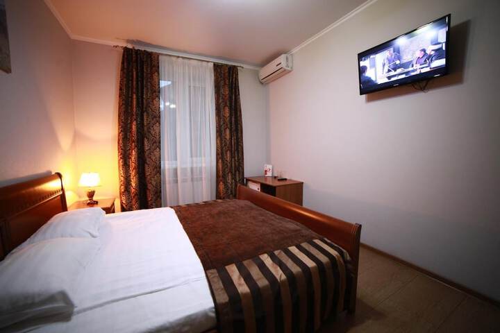 Room 37 of 60