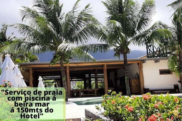 Hotel Pool