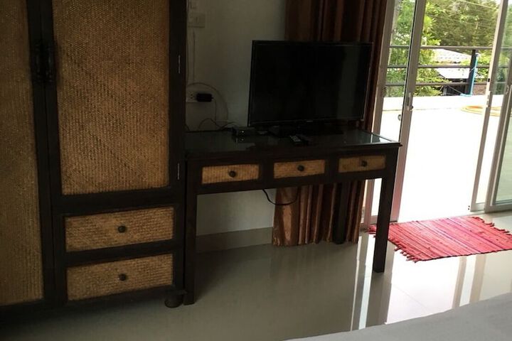Room 5 of 35