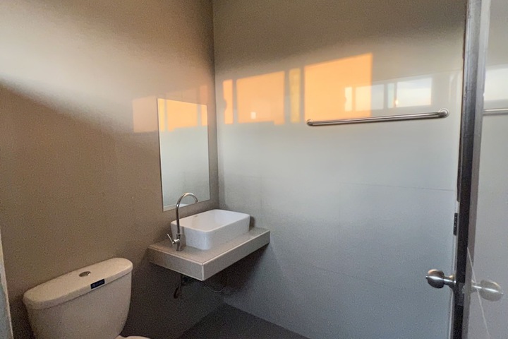 Room 12 of 19