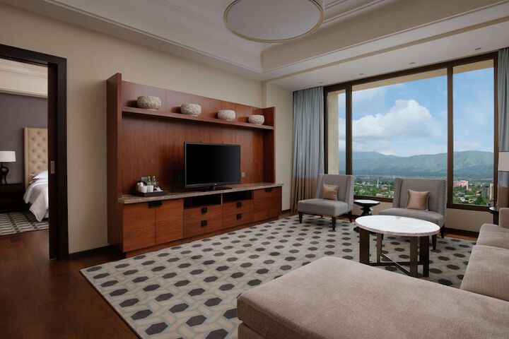 Room 13 of 55
