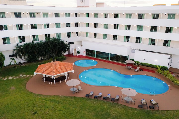 Pool 46 of 79