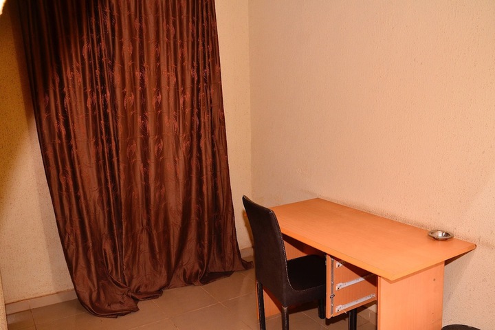 Room 31 of 37