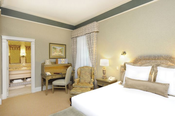 Room 5 of 24