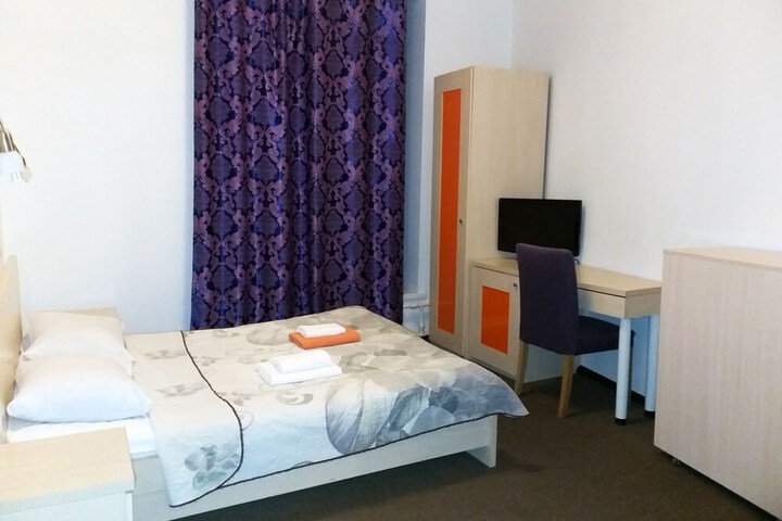 Room 5 of 57