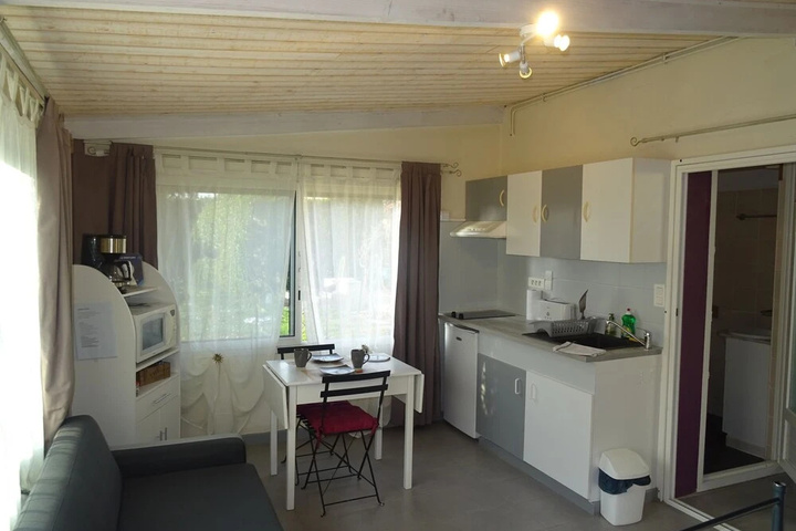 Room 2 of 13