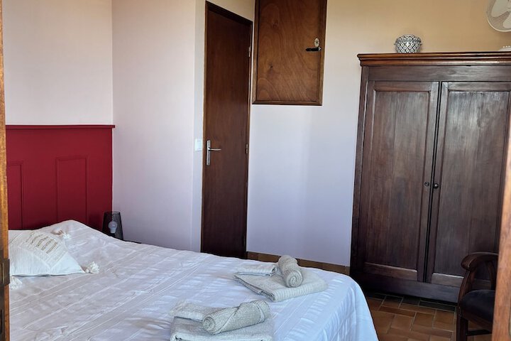 Room 14 of 31